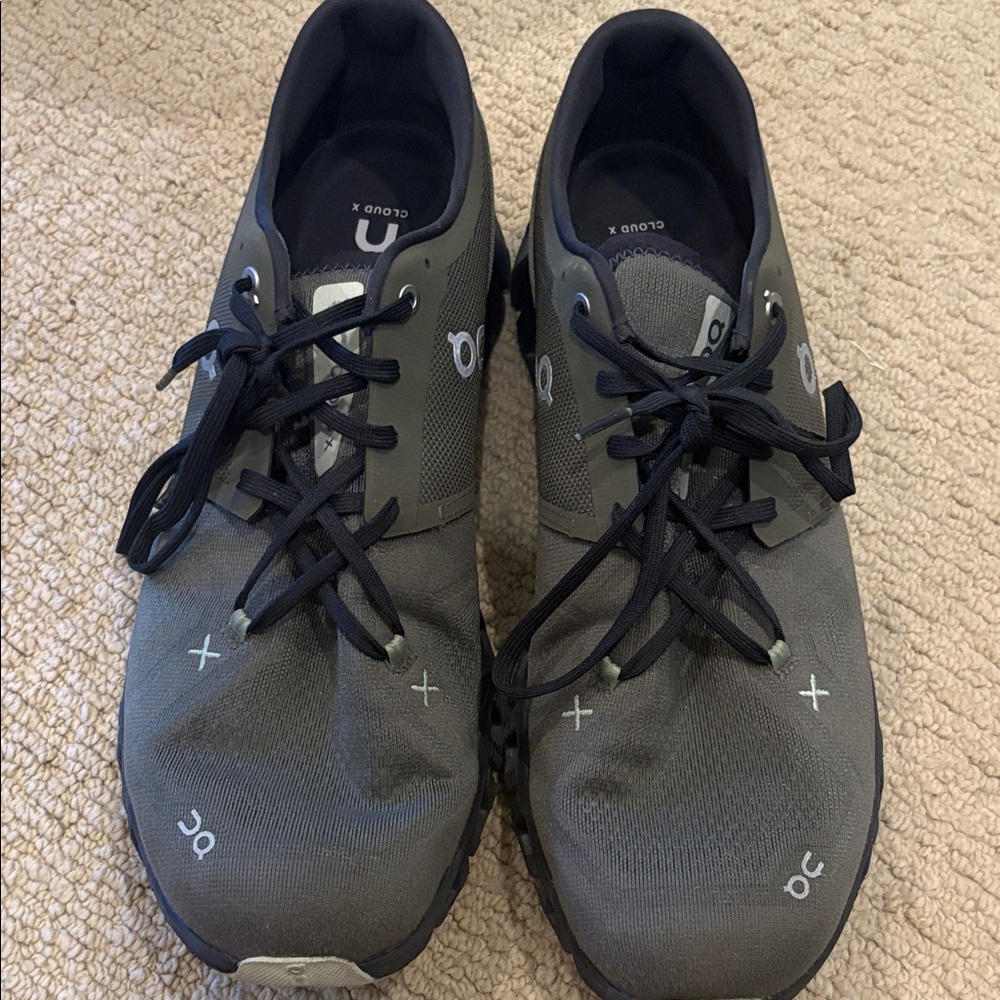 On Running Men's green and black Athletic Shoes